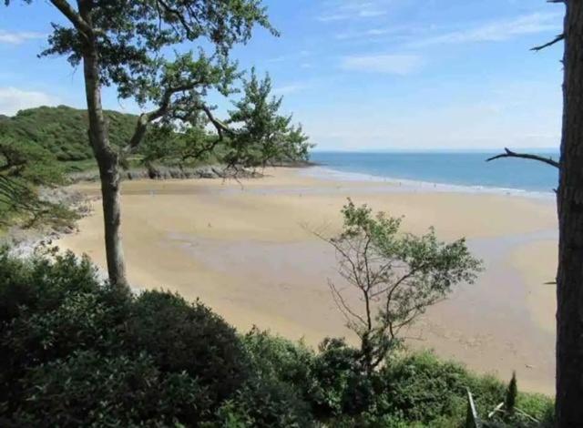 *Family Home In Mumbles. Close To The Beach* Εξωτερικό φωτογραφία